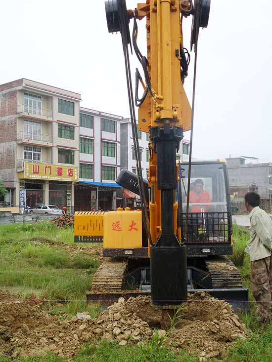 2019最新黄色app免费建筑机械厂履带式2019最新黄色免费软件施工中